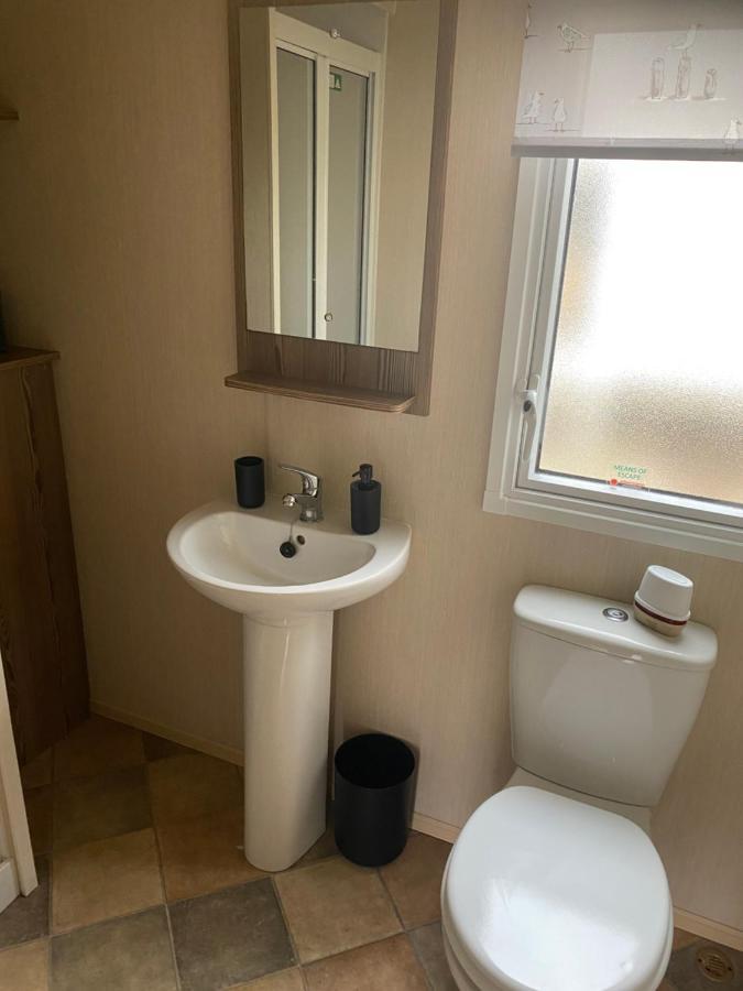 Haggerston Castle 6 Berth Caravan - Lakeside North 23 Cheswick  エクステリア 写真