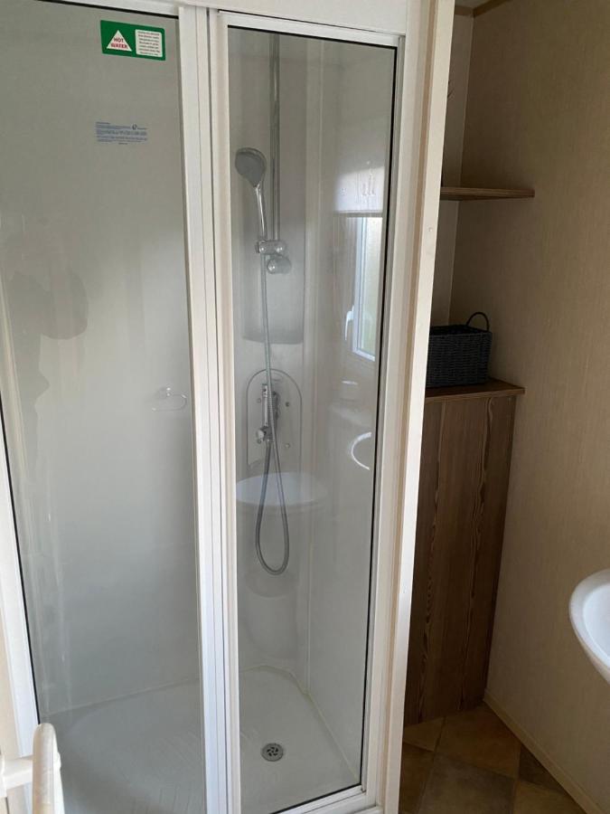 Haggerston Castle 6 Berth Caravan - Lakeside North 23 Cheswick  エクステリア 写真